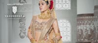 Samantha wore Gold and Diamonds worth...
